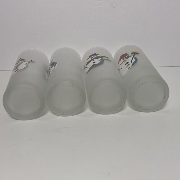 Set of Four Frosted Glass Tumblers with Snowman Design Festive Seasonal Bar ware - Picture 9 of 9